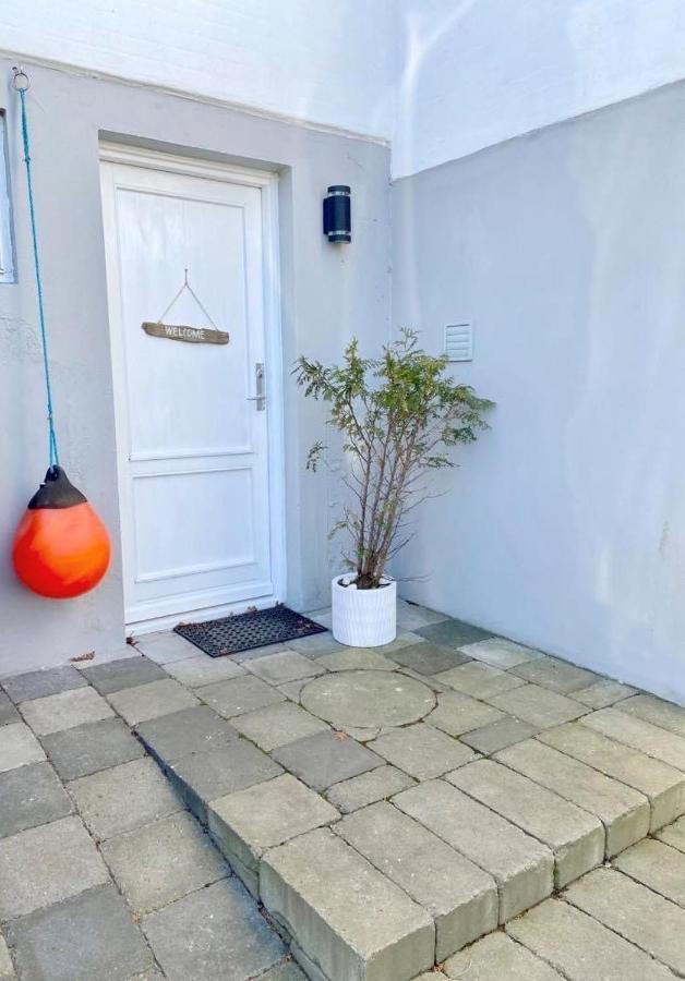 Havgassens Apartment Saeby  Exterior photo